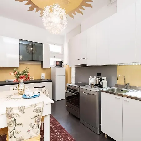 100mq Deluxe - Walk To - Private Parking Appartement San Remo