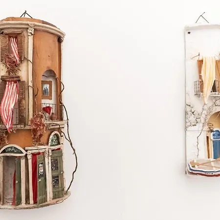 Apartment 100mq Deluxe - Walk To - Private Parking