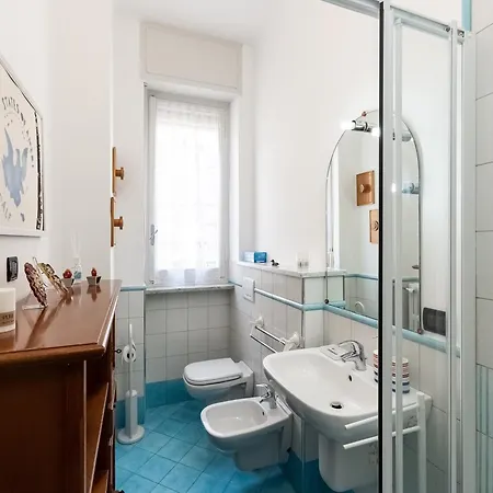 Apartament 100mq Deluxe - Walk To - Private Parking