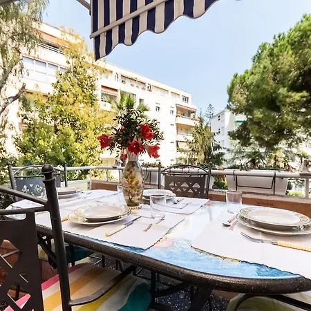 Apartmán 100mq Deluxe - Walk To - Private Parking