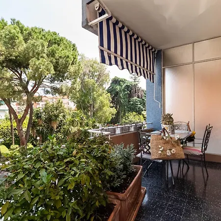 100mq Deluxe - Walk To - Private Parking Sanremo