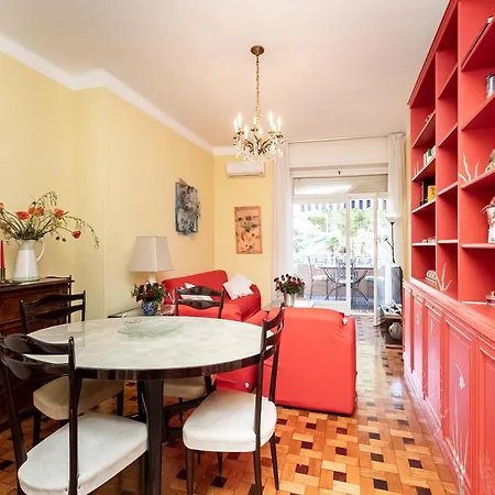 Apartament 100mq Deluxe - Walk To - Private Parking