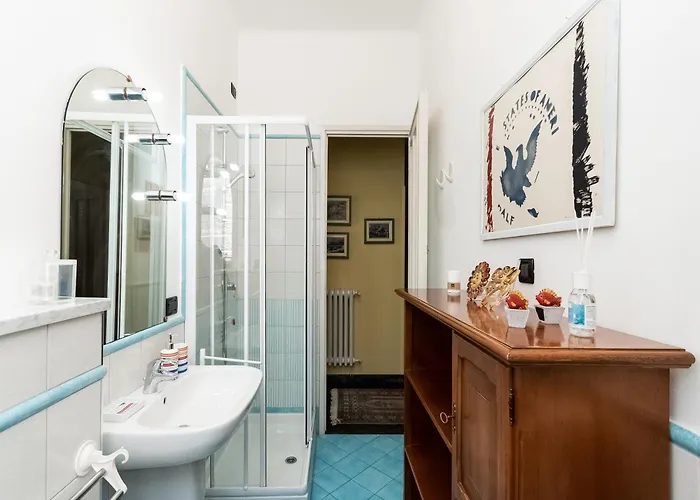 100mq Deluxe - Walk To - Private Parking Διαμέρισμα